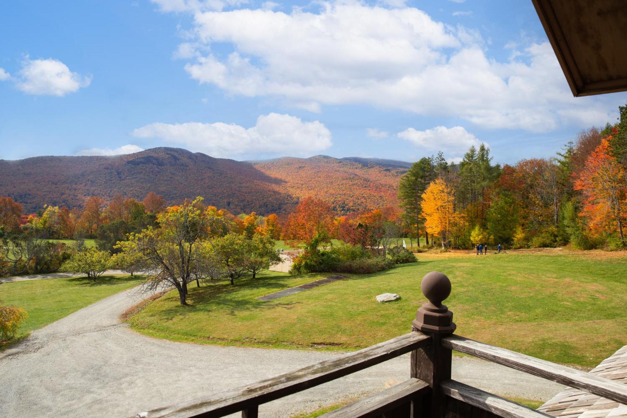 Von Trapp Family Lodge & Resort Stowe Exterior photo