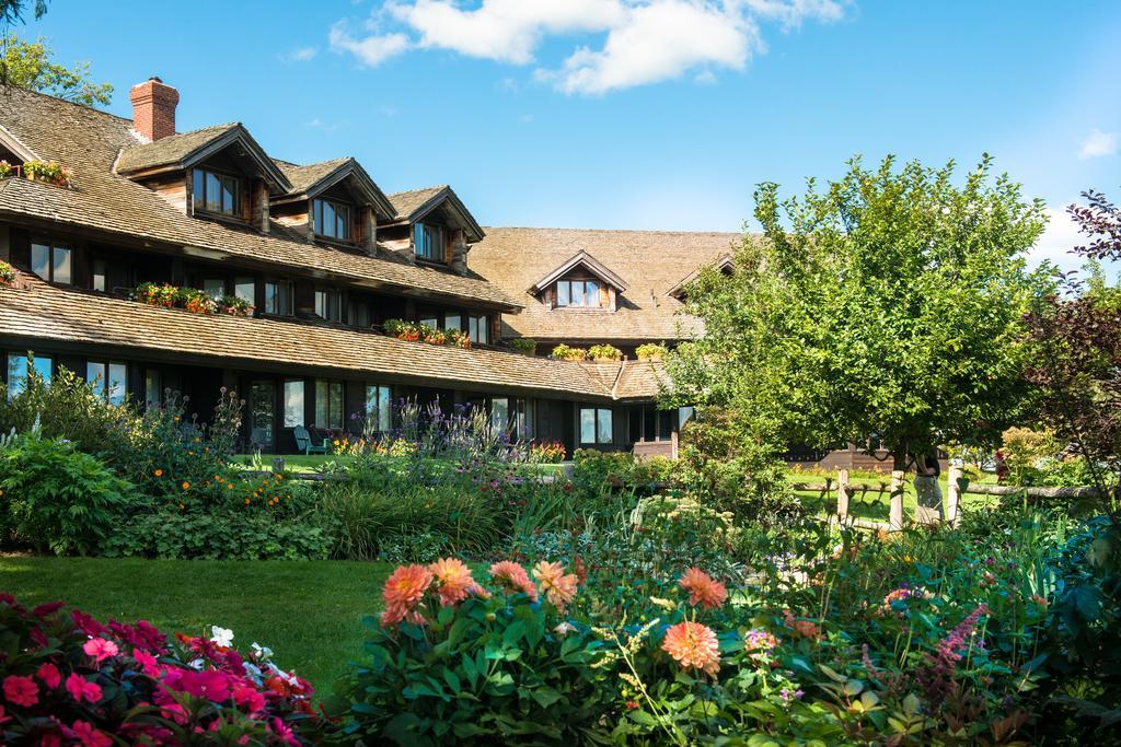 Von Trapp Family Lodge & Resort Stowe Exterior photo